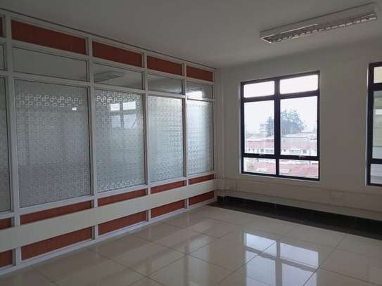 1500 ft² office for rent in Loresho image 5