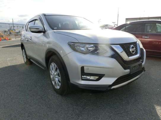 Nissan X-trail image 2