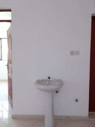 2 Bed Apartment with En Suite in Mtwapa image 25