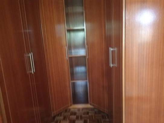 4 Bed House with En Suite in Westlands Area image 6