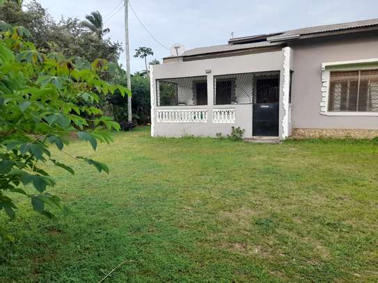 3 Bed House with En Suite at Mtwapa image 11