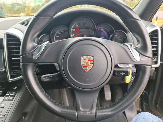 Porsche Cayenne image 7