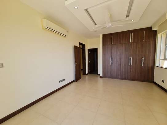 3 Bed Apartment with En Suite in Nyali Area image 21