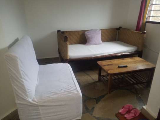 Serviced 1 Bed Apartment with En Suite in Diani image 4