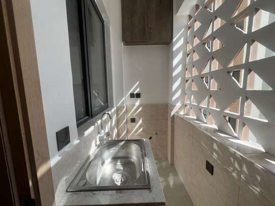2 Bed Apartment with En Suite at Brookside Drive image 4
