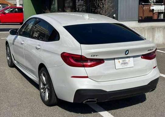 BMW 6 SERIES image 4