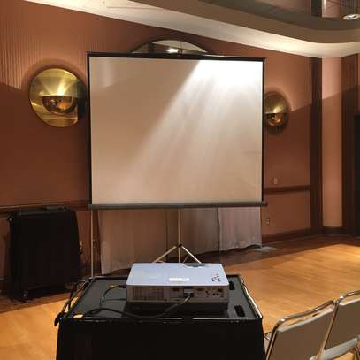 Hire Projector and Screen image 1