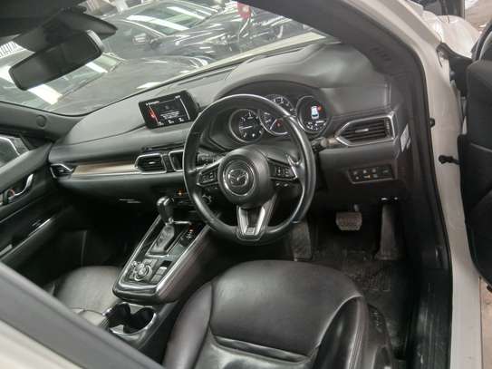 Mazda CX8 white Diesel image 4