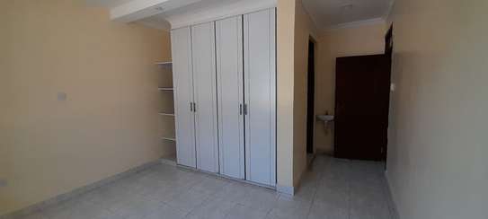 5 Bed House with En Suite at Merisho Road image 14