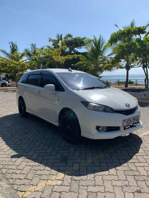 TOYOTA Wish 2010 White image 3