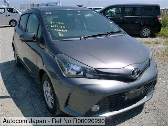 Toyota Vitz newshape (coast motors) image 8