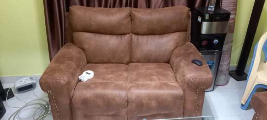4 seater morden sofa. image 1
