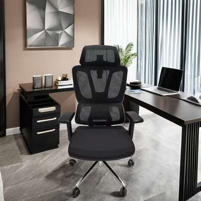 Ergonomic Mesh Office Chair – Adjustable Lumbar image 5
