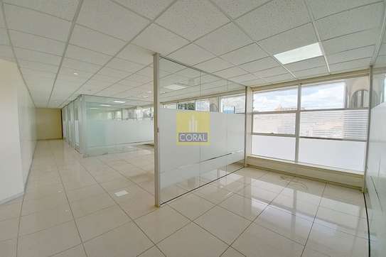 2206 ft² office for rent in Parklands image 5