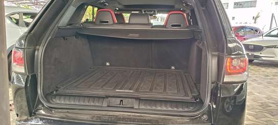 Range Rover sport SVR Black 2018 image 13