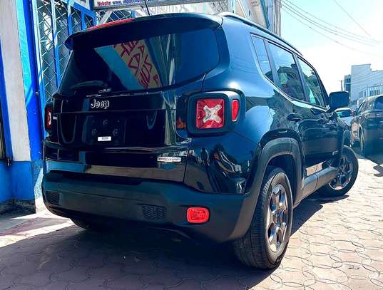 JEEP Genegane black image 8
