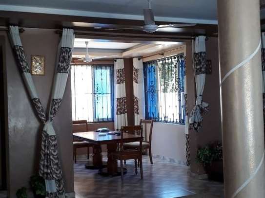 5 Bed Townhouse  in Kisauni image 5