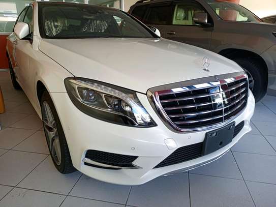 Mercedes Benz S550 pearl image 8