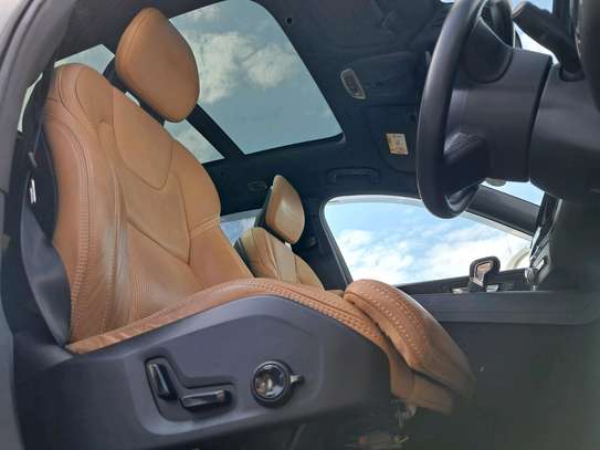 Volvo xc60, 2018 model image 3