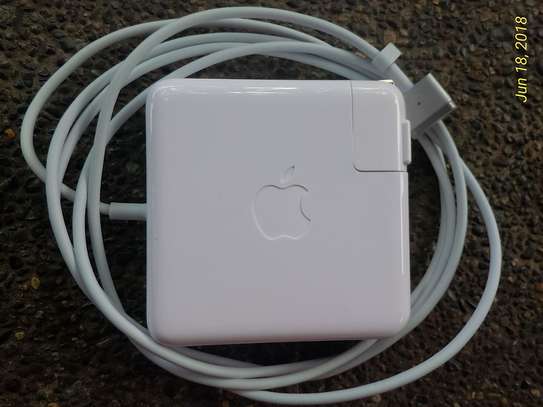 MacBook  Apple 85W MagSafe 2 Power Adapter. image 1