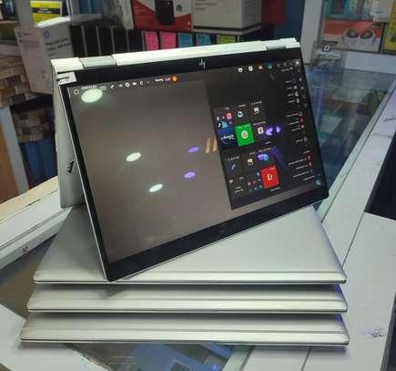 HP EliteBook 1030 G2 x360 Core i7 Convertible Touchscreen image 3