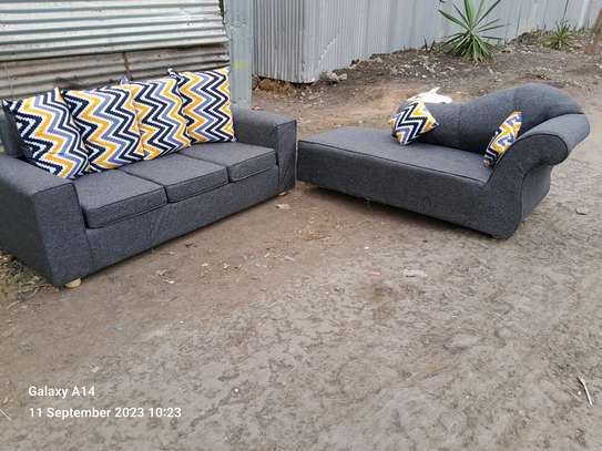 Affordable 6seater sofa set on sell image 3