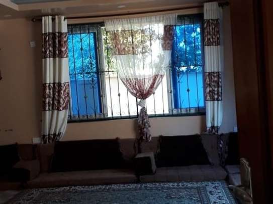 5 Bed Townhouse  in Kisauni image 17