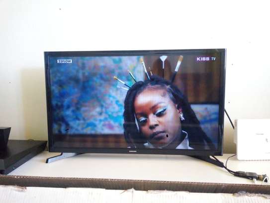 32 inch Samsung TV. The price is negotiable image 1