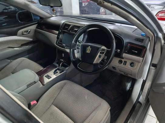 TOYOTA CROWN 2010MODEL image 2