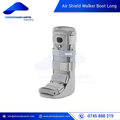 Air Shield Walker Boot(long) image 1