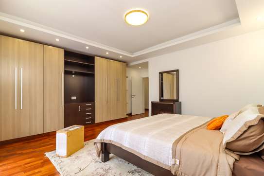4 bedroom apartment for sale in Kileleshwa image 6