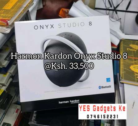 Harmon Kardon Onyx Studio 8 image 1