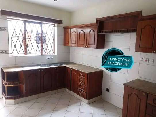 4 Bed Townhouse with En Suite at Kabaserian Avenue image 4