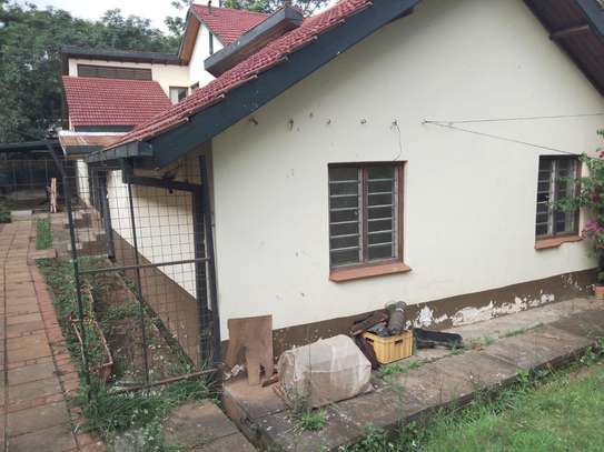 5 Bed House with Garden in Lavington image 30