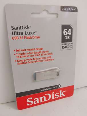 NEW Sandisk Ultra Luxe USB 3.1 64GB Silver Metal image 1