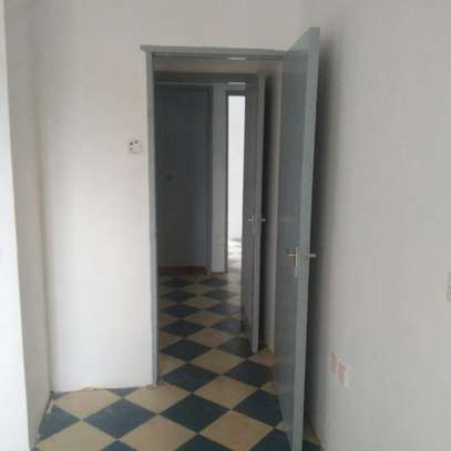 2br bungallow image 3