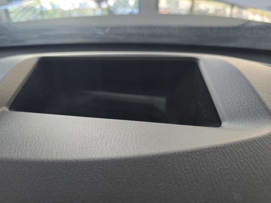 MAZDA CX-8 image 7