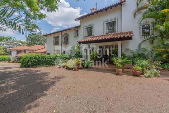 3 Bed House with Garden in Kiambu Road image 9