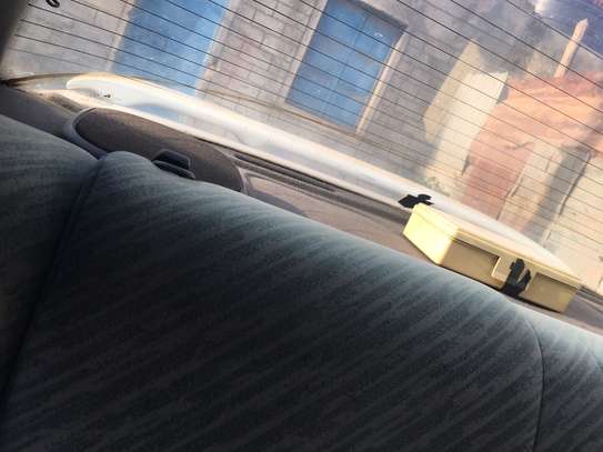Elantra image 10