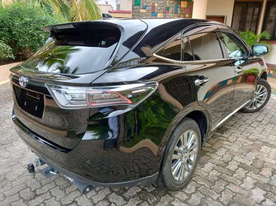 Toyota Harrier Premium package 4WD image 5