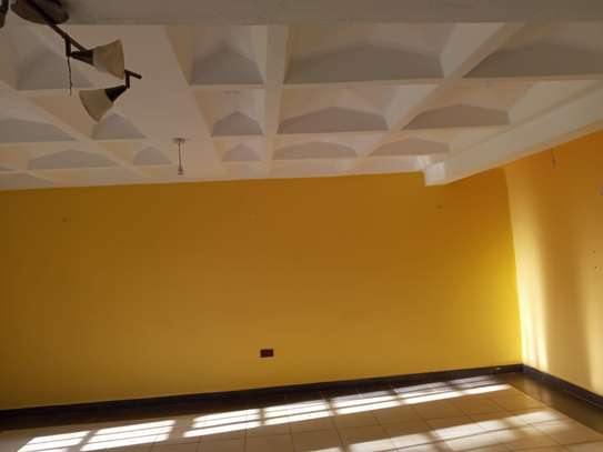 Stunning 4 BR House plus Sqs in Ongata Rongai image 5