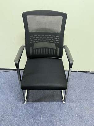 Super quality simple and strong boardroom chairs image 1