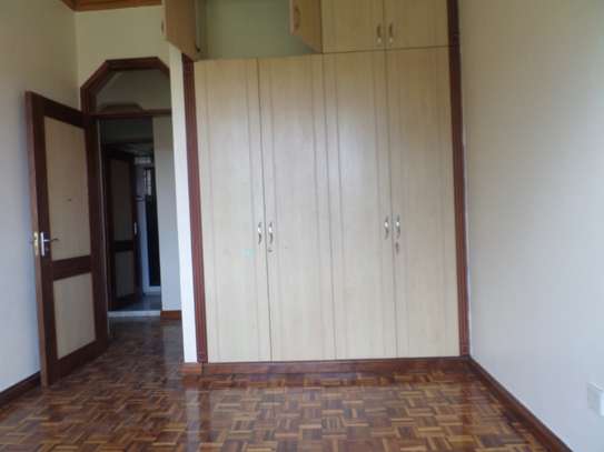 4 Bed Apartment with En Suite at Riverside image 12