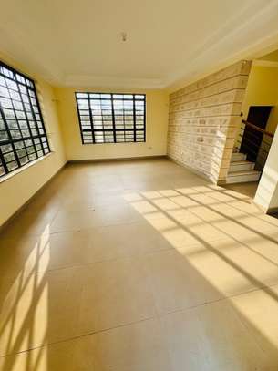 4 Bed Townhouse with En Suite at Kitengela image 2