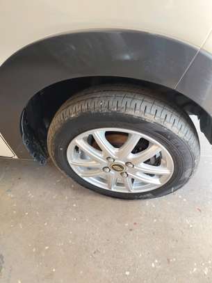 Toyota Pixis 2019 white 650cc image 11