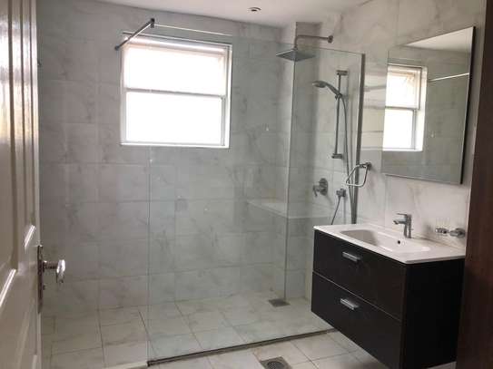 1 Bed Apartment with En Suite at Rhapta Road image 20