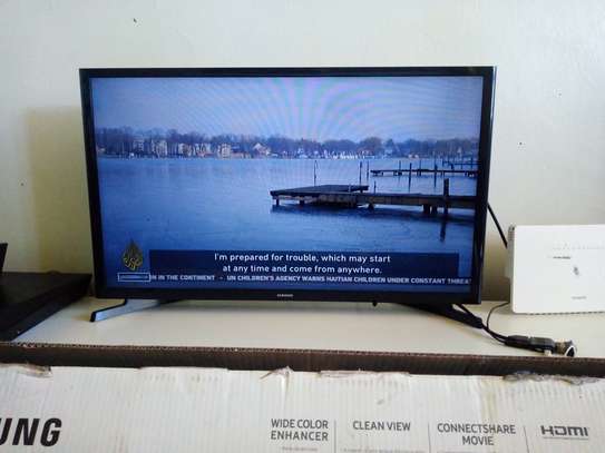 32 inch Samsung TV. The price is negotiable image 3