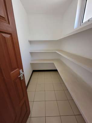 Furnished 3 Bed Apartment with En Suite in Kilimani image 1