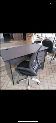 Desk +a chair image 6