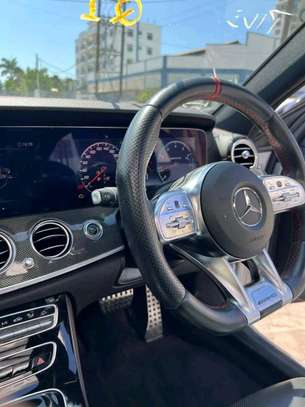 Mercedes Benz C200 AMG image 6